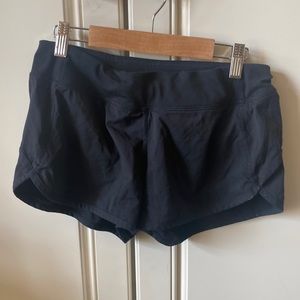 Lululemon (ivivva) girls hotty shorts